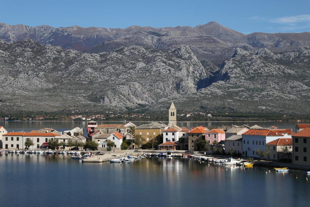 Apartments And Rooms By The Sea Vinjerac, Zadar - 3248 Экстерьер фото